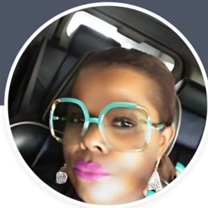 Meet your Posher, Nadine